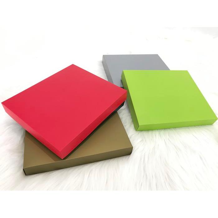 dus kue kering nastar sekat box mika