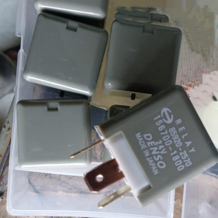 Relay 24V S8592-02570 85920-2570 / 156700-1800 Denso