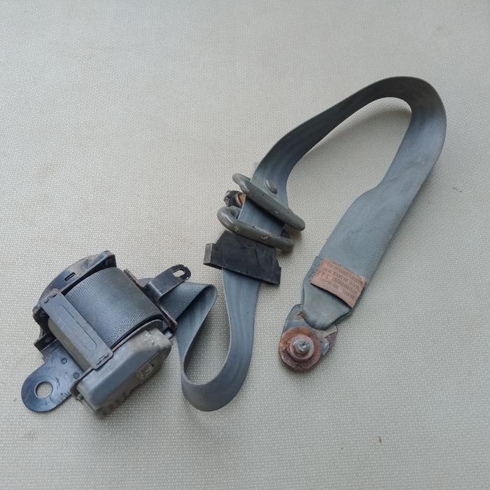 seatbelt KIA Timor belakang kiri