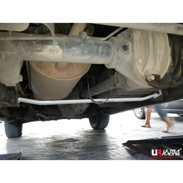 Aksesoris / Stabiliser / Rear Lower Bar Ultra Racing Suzuki APV