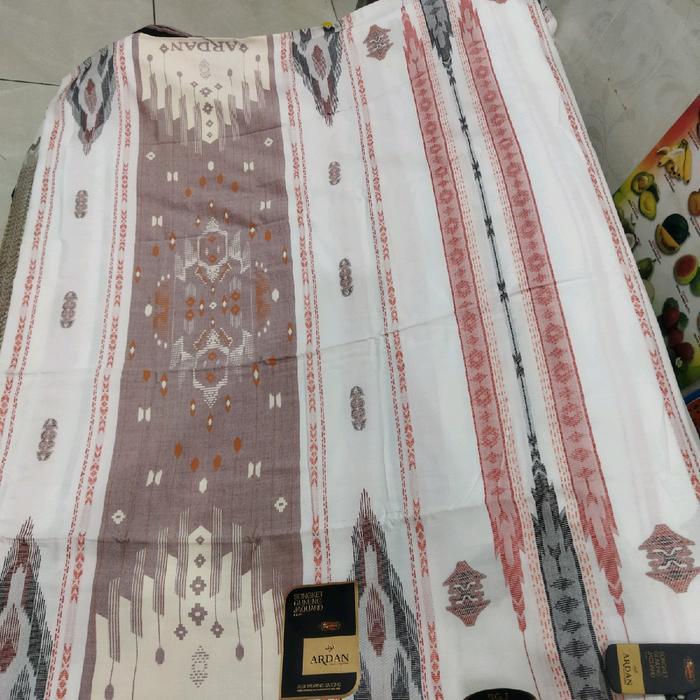 Sarung Ardan Sgj Motif Bhs Songket Gunung Jaquard Tipe Gold.