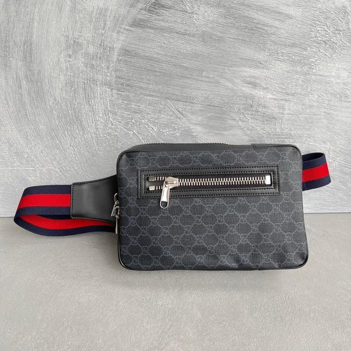 Gucci GG supreme vertical belt bag in black