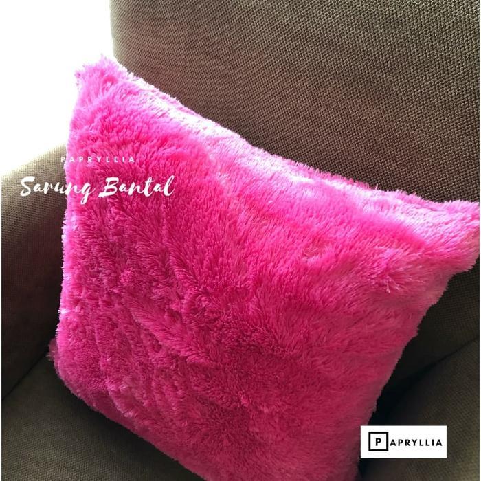 Sarung Bantal Bulu / Sarung Sofa / Sarung Kursi Tamu ( Pink Tua )
