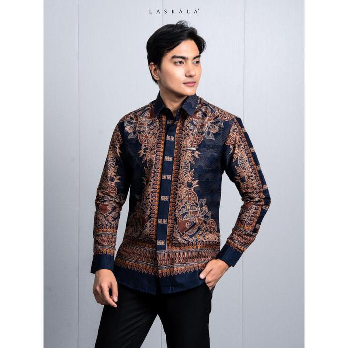Laskala Batik Premium Betawi Navy Kemeja Batik Pria Slimfit Lengan Panjang