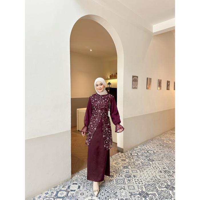 Dezhaf - Nirmala Outer Kebaya / Kebaya Modern / Kebaya Wisuda / Outer Brukat