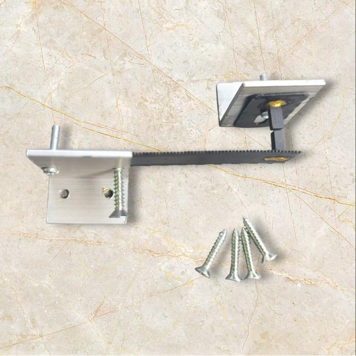 "New" set platina baja Widia type gergaji plus dudukan pendingin.