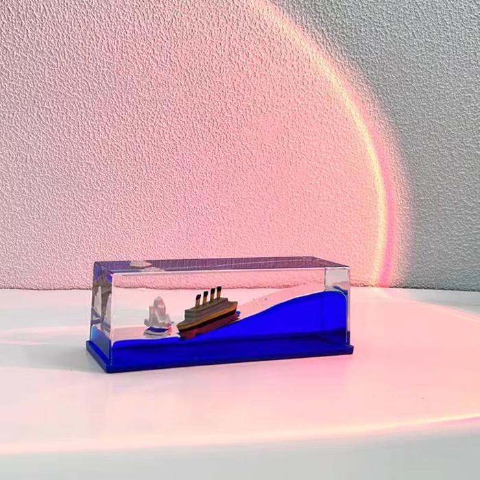 Kapal Hiasan Titanic Dekorasi Mobil Kapal One Piece Pajangan Kapal Pesiar Ornamen Mengambang