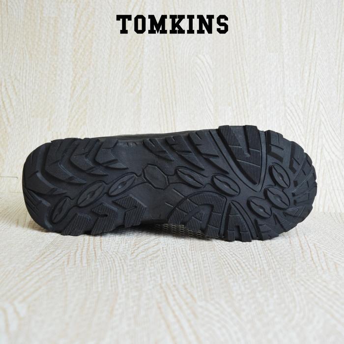 TOMKINS Roblox - Sepatu Outdoor Pria