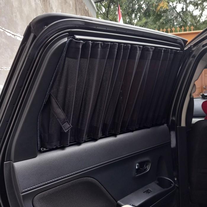 Gorden mobil / Tirai Mobil Calya kaca tengah saja