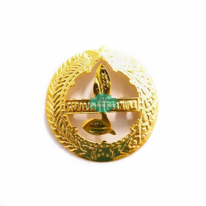 2 BUAH Pin Tunas Emas Kecil Bundar Tanda Topi Badge Logo Topi Pramuka Tatop 35mm