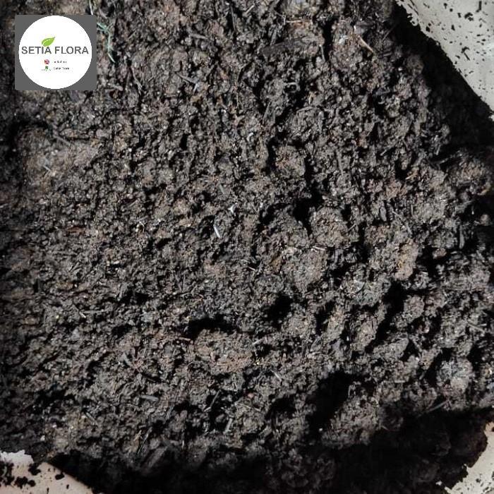 Pupuk Media Tanam Organik Pak Tani Siap Pakai