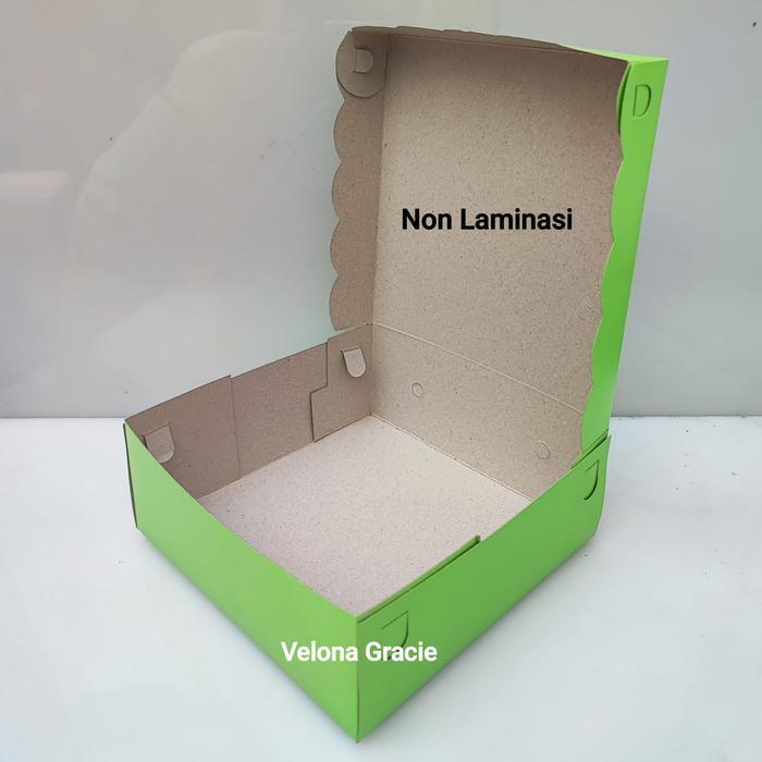 Dus Hijau 20X20 Renda Isi 50 Pcs 350 Gr Kotak Dus Nasi Katering Tutup Sambung - Vg