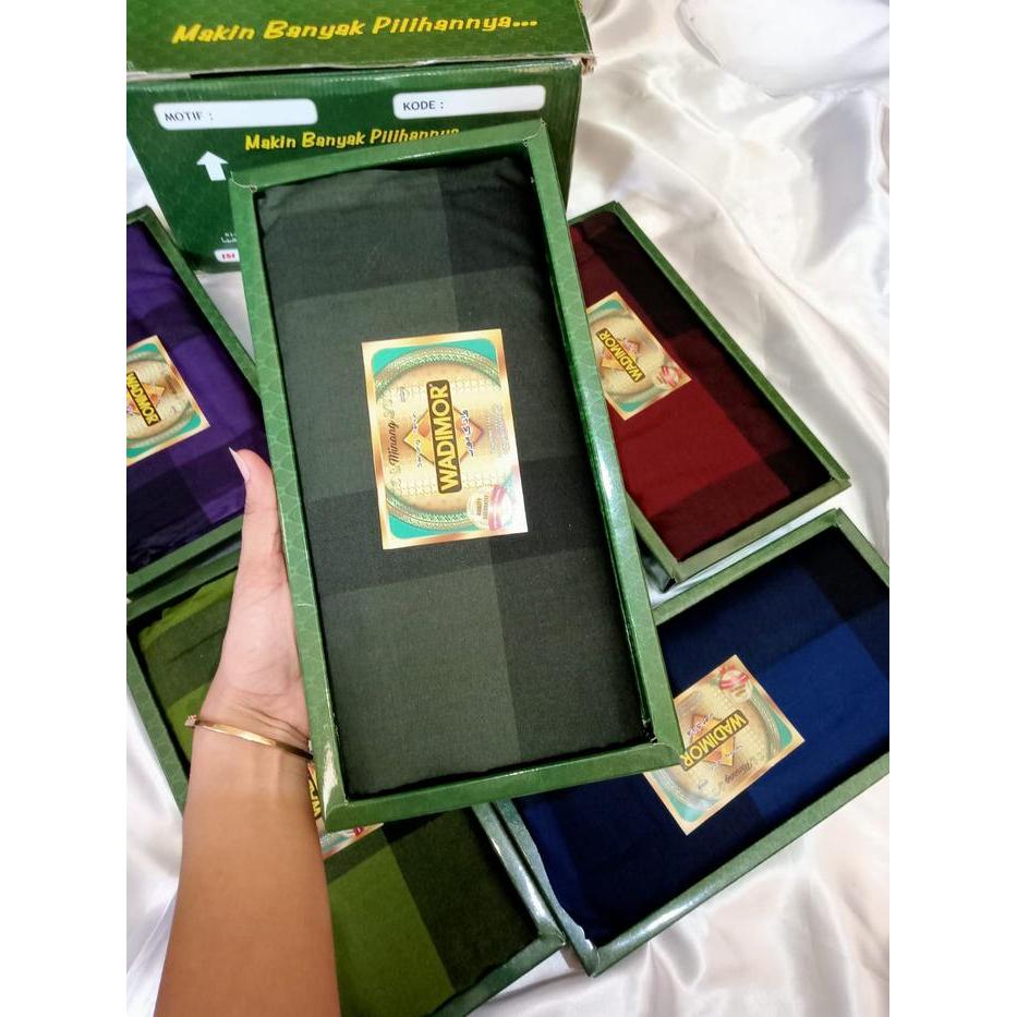 Wadimor Sarung Pria Dewasa Termurah Motif Manise Kotak Terbaru Katun Lembut