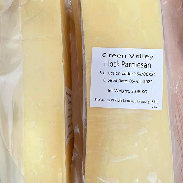 DISKON PARMESAN BLOK / KEJU PARMESAN CHEESE / KEJU PARMESAN BLOCK