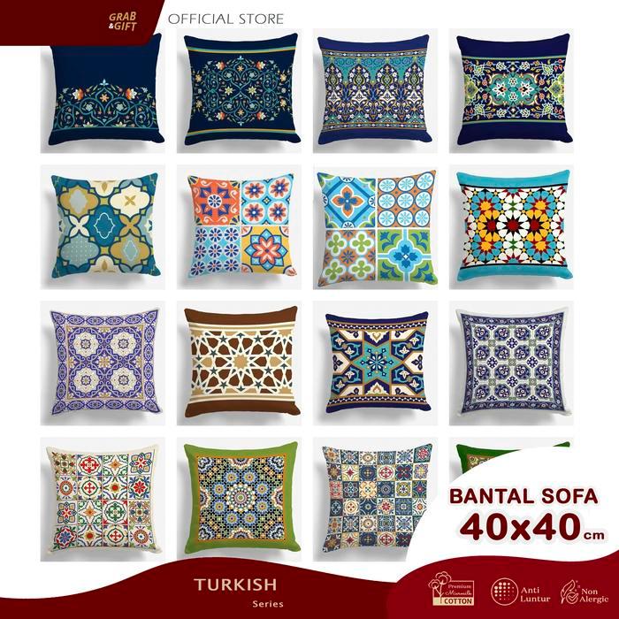 Bantal Sofa Motif Turkish Tile 40x40 cm Turki Maroko