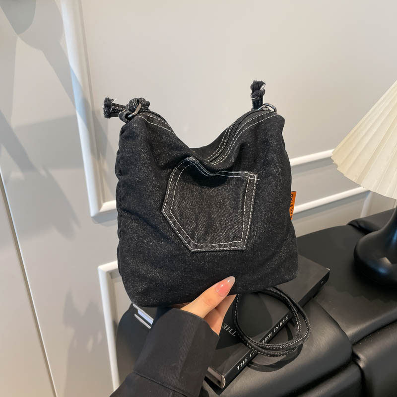 2025 New High Quality Bags for Women Shoulder Bags Denim Solid Color Casual Shoulder Bags Zipper