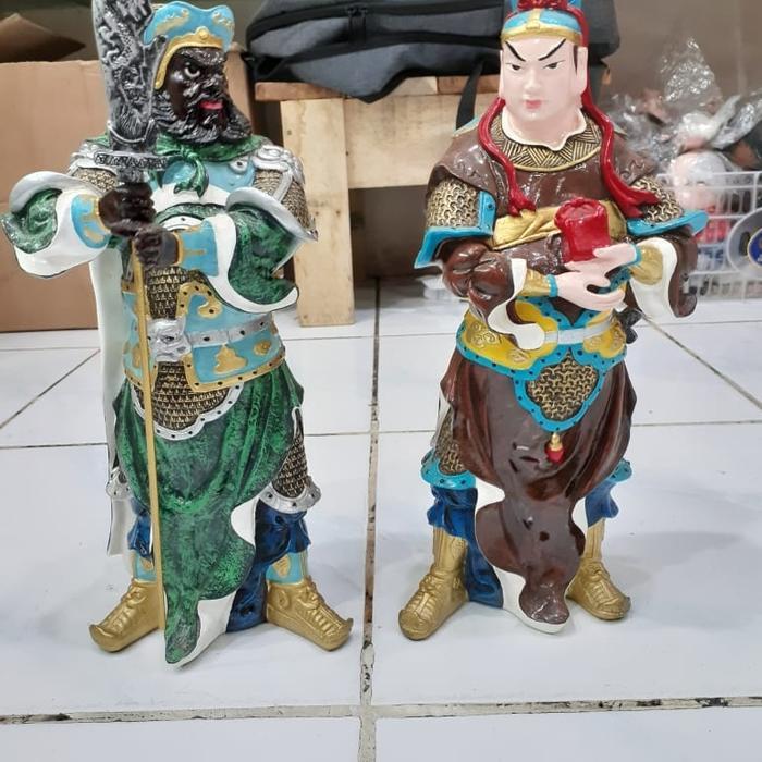patung pengawal kwan kong guan yu pajangan zhou cang guang ping