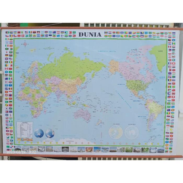 Peta Dunia Besar Bingkai