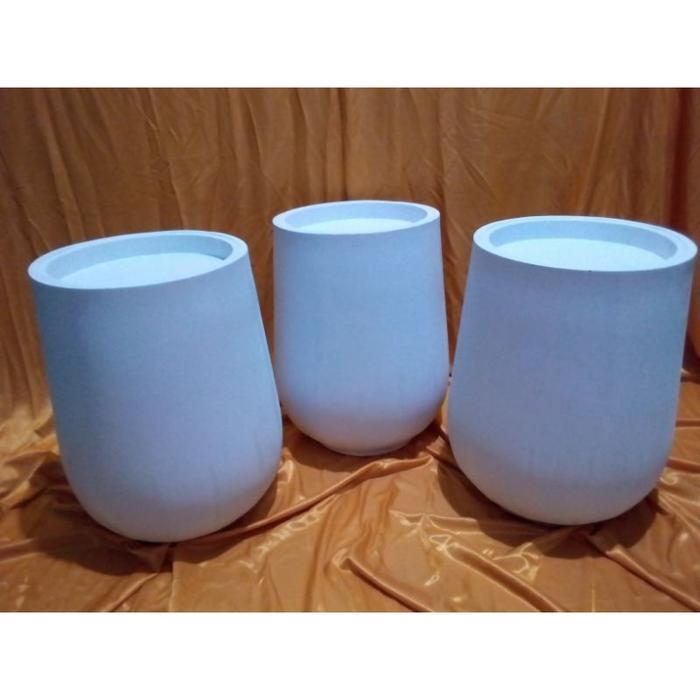 pot gentong dekorasi ukuran tinggi 40 cm bahan spon karet