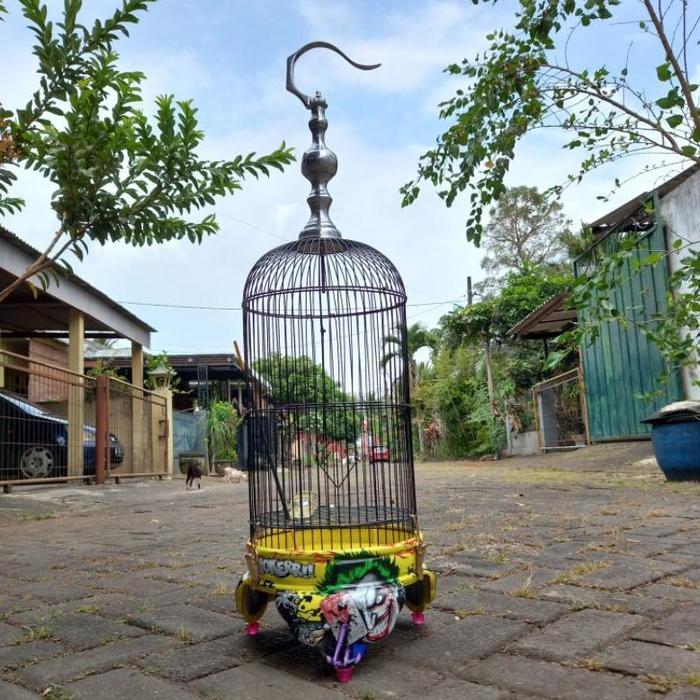 Sangkar pleci helopet