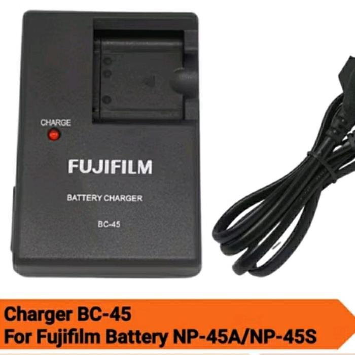Charger Fujifilm BC-45 untuk Battery NP45 Kamera Instax Mini 90 FinePix XP120 XP90