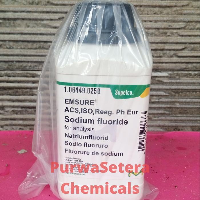 TEREMURAHTERLARIS READY SILAHKAN DIORDER SODIUM FLUORIDE 250GR FOR ANALYSIS MERCK 1.06449 NATRIUM