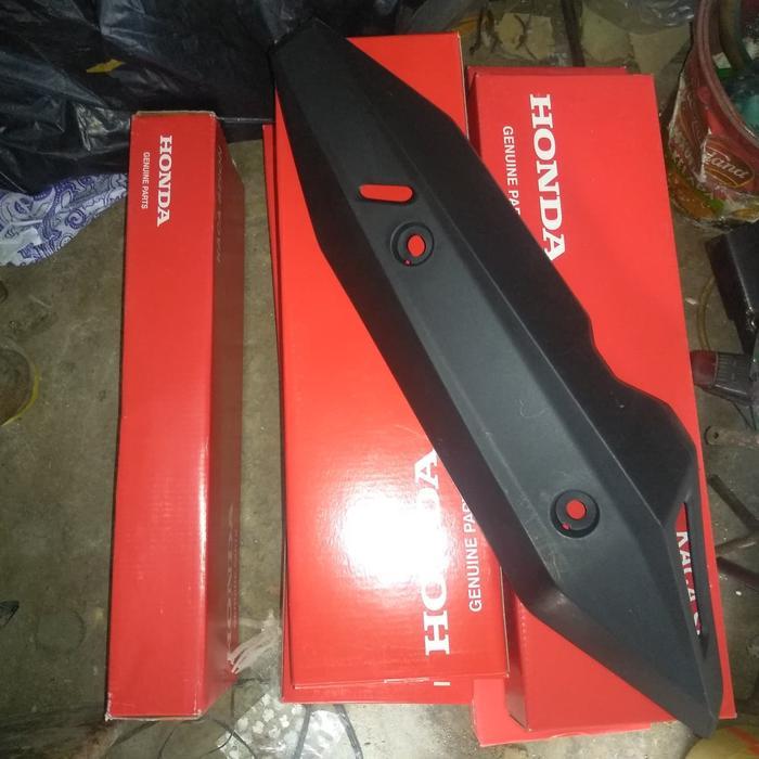 Cover tameng tutup knalpot vario 125/150 new led 2018-2020 Ori
