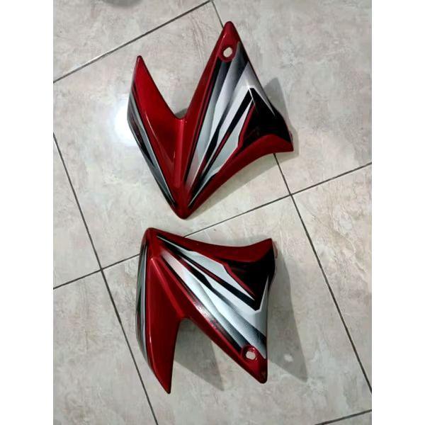 Cover Tangki Vixion / Sayap Vixion Warna Merah Th 2009