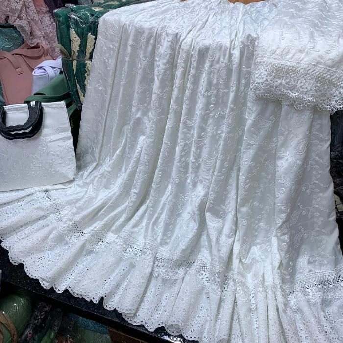 Mukena Sutra Kerancang/ Mukena Sutra Bordir/Mukena Katun Paris/ Mukena Mewah/ Mukena Putih