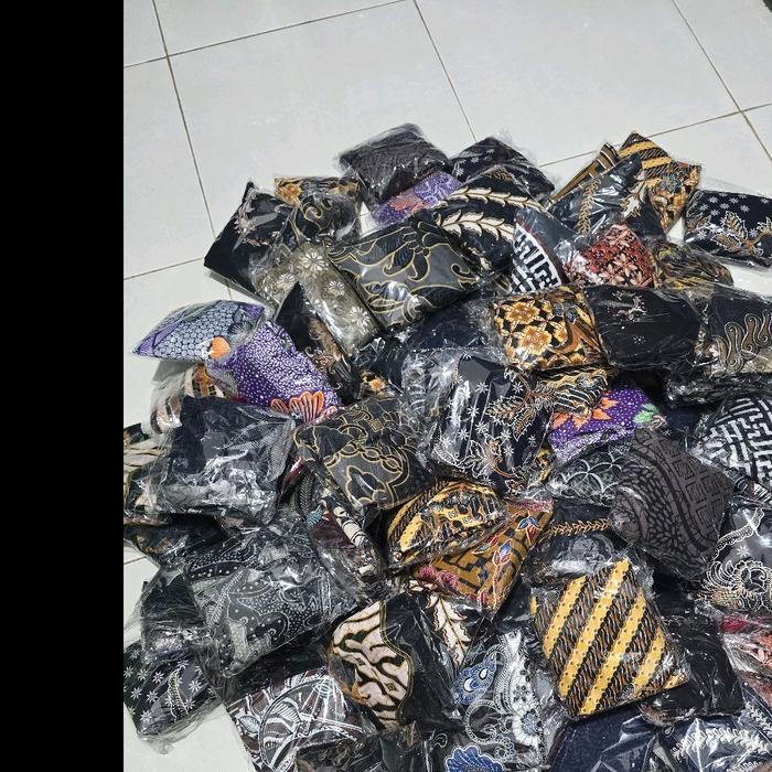 TOPI WELDER KERPUS PROYEK KUPLUK SEBO MOTIF BATIK PELINDUNG WAJAH