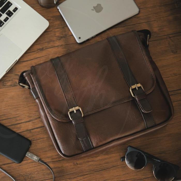 New TUSCAN BAG from The Daily Smith Tas Selempang