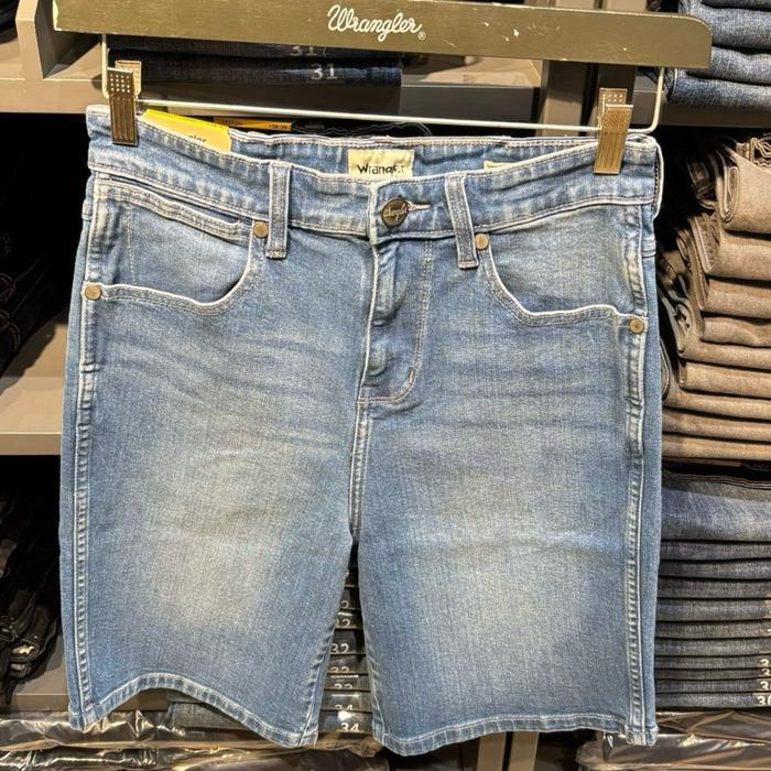 WRANGLER CELANA PENDEK PRIA DI ATAS LUTUT BAHAN TEBAL 100% ORIGINAL MATAHARI