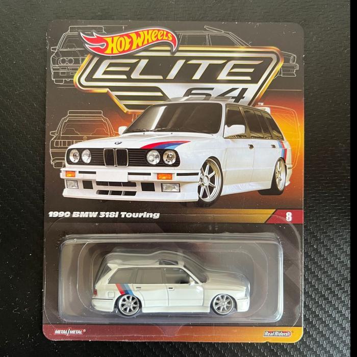 Hot Wheels Elite 64 BMW 318i Touring Diecast