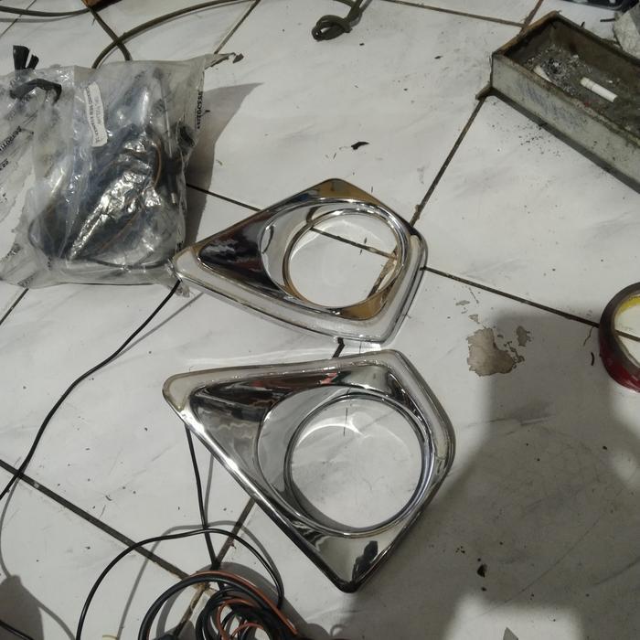 Cover Ring foglamp lampu kabut mobil Toyota Avanza Daihatsu Xenia 2016