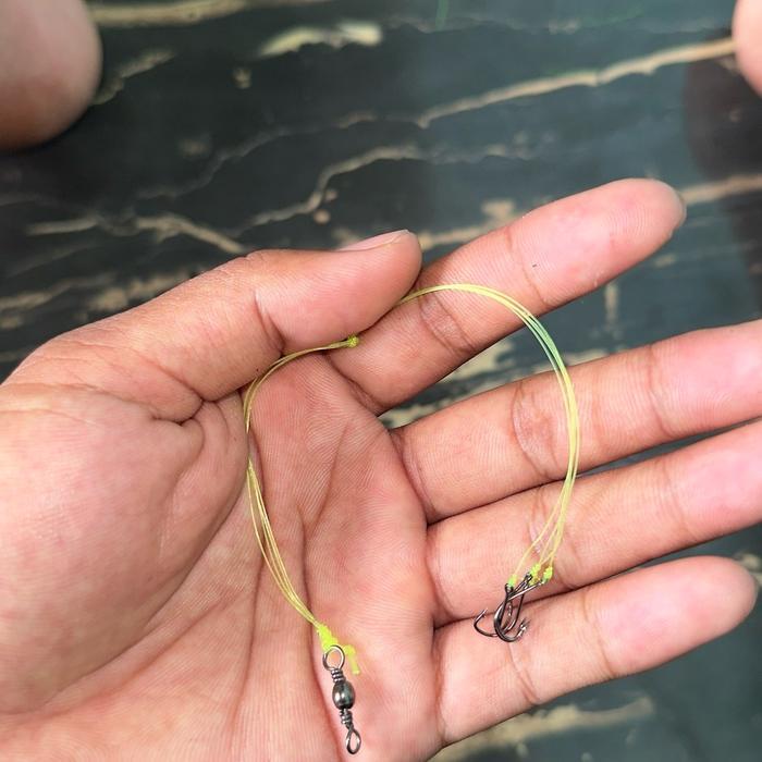 Rangkaian kail ombyok 4 mata kail / rangkaian mata pancing ombyok