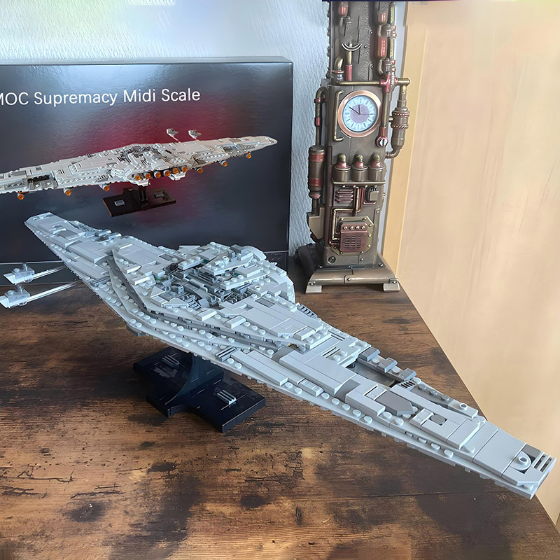 NEW MOC the Supreme Leader Snoke's flag ship Supremacy from The Last Jedi Starship Building Blocks