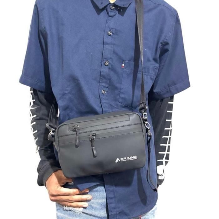 Eiger - Arjuna Handbag Tas Selempang Pria Clutch Sling Bag Premium Waterproof Anti Air Waistbag