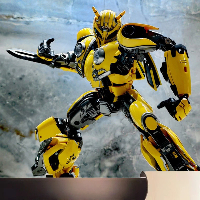 bandai Ce 01 Transforming Bumblebee Alloy Enlarge Transformer Robot Beetle Movie Deformation Action