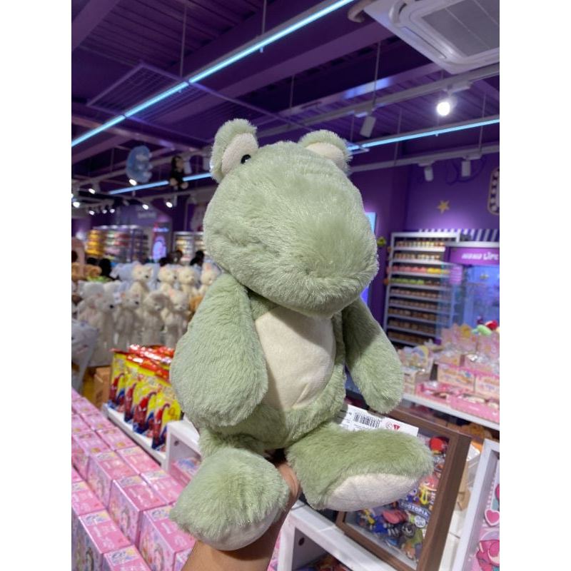 Boneka plush dinosaurus kecil mata melotot-posisi duduk