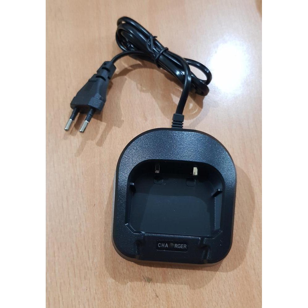 Charger HT Harve HV 88 pro Baofeng UV82 Pofung UV82 Harve HV88