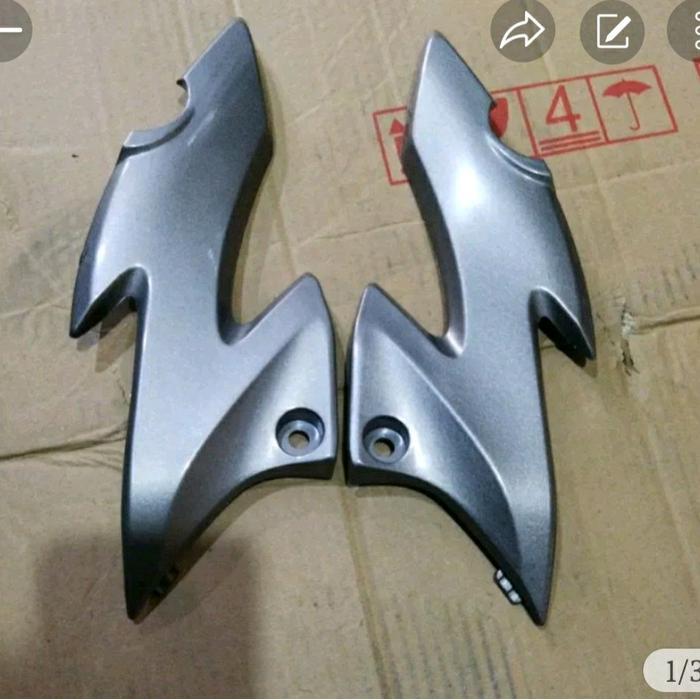 KUPING LAMPU SEN DEPAN HONDA CB150R CB 150 R OLD HEMAT