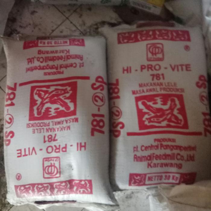 TEREMURAHTERLARIS READY SILAHKAN DIORDER PAKAN HI-PRO-VITE 781-2SP PELET IKAN BENIH BIBIT LELE