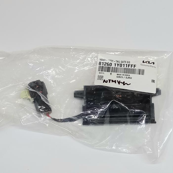 Switch Handle Bagasi Kia All New Picanto Original