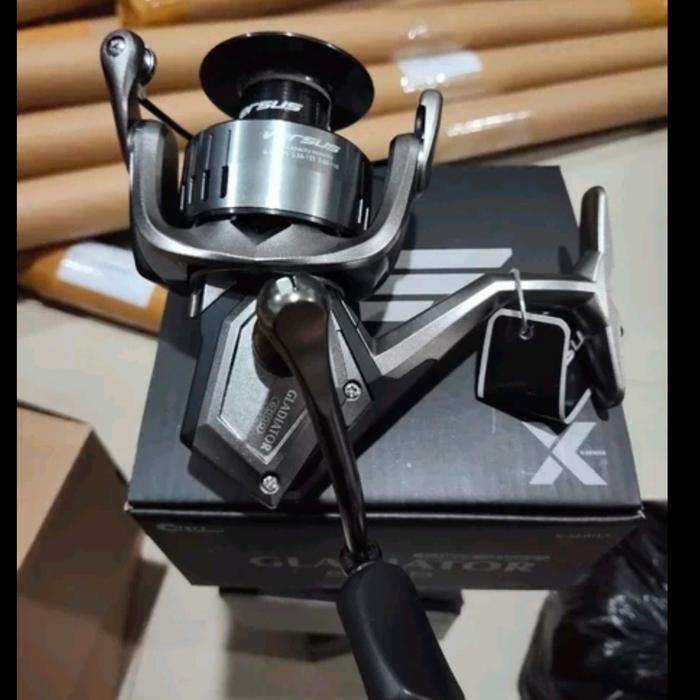 Reel Versus Gladiator 6000 Reel Power Handel
