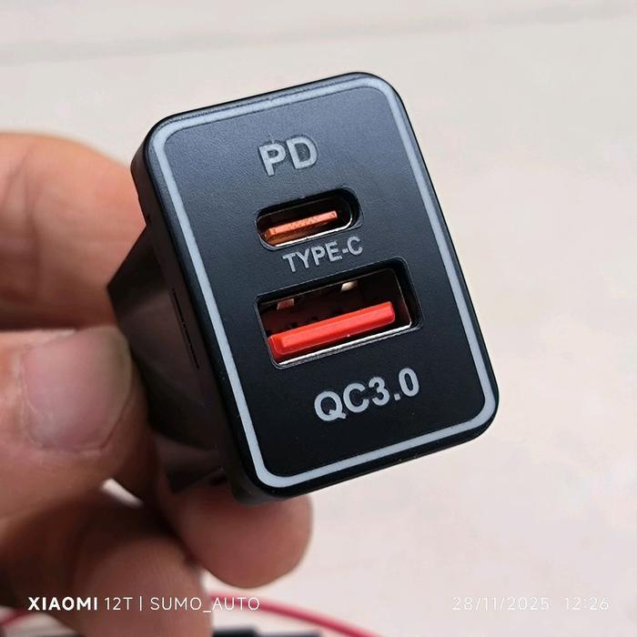 Ready Charger Hp Mobil Mitsubishi Pajero Sport 2016-2025 Xpander 2018-2025 Mirage Nissan All New