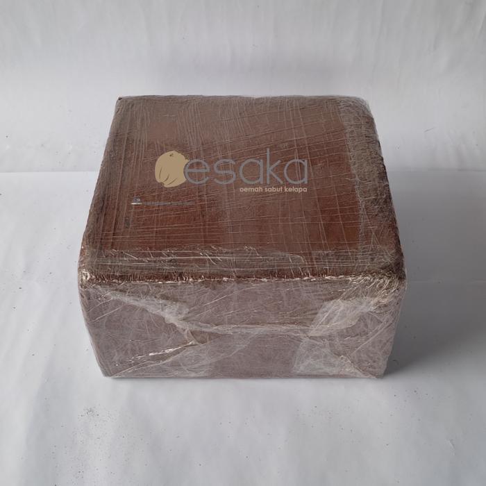 Little_Little_ Cocopeat Blok - Cocopeat Kering - Cocopeat 5Kg - Media Tanam Organik Alami