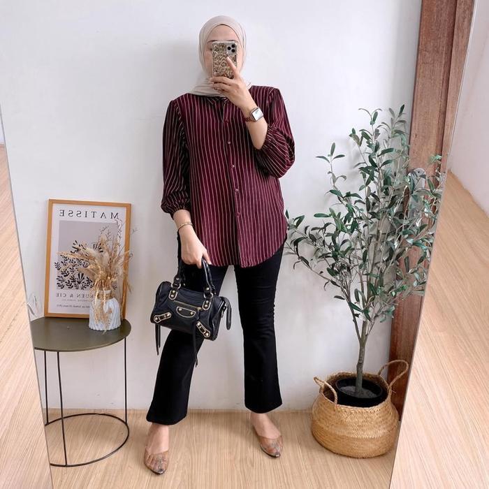 Atasan Wanita Salur Bahan Rayon Premium/Blouse wanita Terbaru/kemeja rayon Premium / Kemeja Rayon