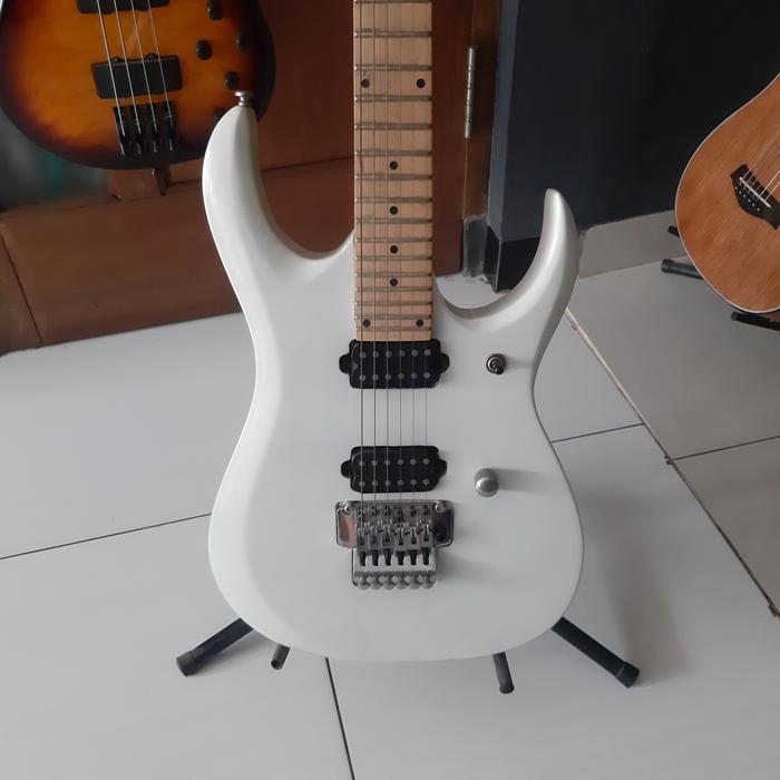 Gitar ibanez RG series white new