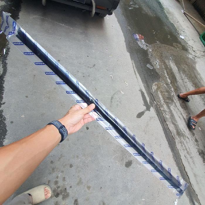 Pelipit Kaca Luar Nissan Terrano Terano Depan Weather Strip Oem Jepan Import