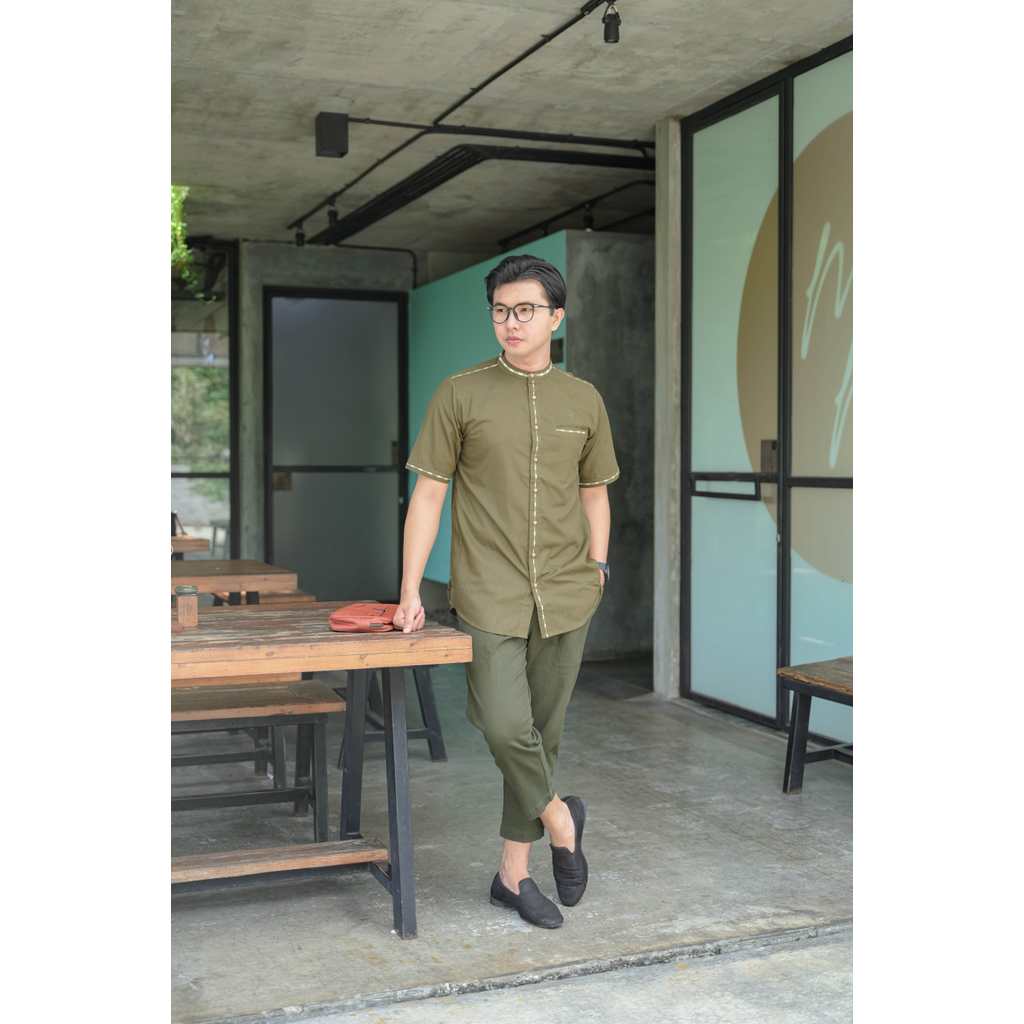 Tokoashshiddiq – COUPLE Kemeja Koko Polos Elegan Pria & Anak Lengan Pendek [Army] [202621]